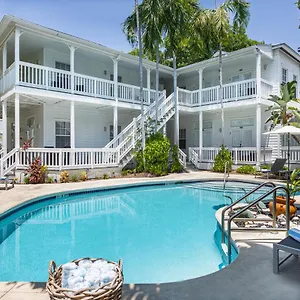 https://the-paradise-inn-adults-only.hotels-in-key-west.com